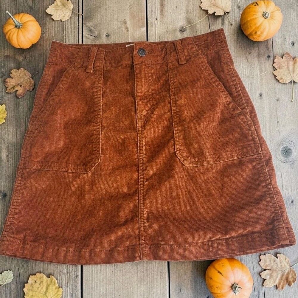 Old Navy Corduroy Mini Skirt Womens 6 Burnt Orange Patch Pockets Dark Academia